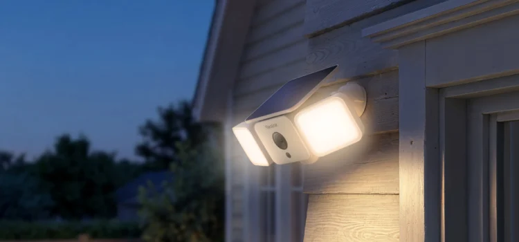 Reolink All-in-One Solar Floodlight-Level Security Cam