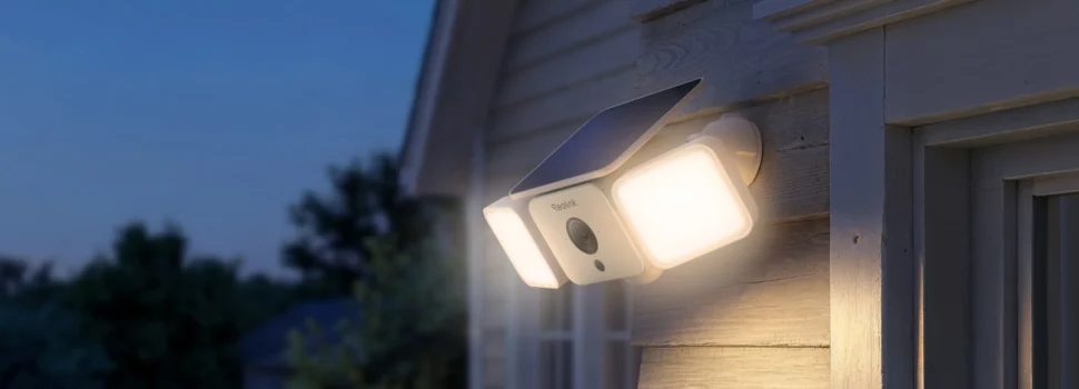 Reolink All-in-One Solar Floodlight-Level Security Cam