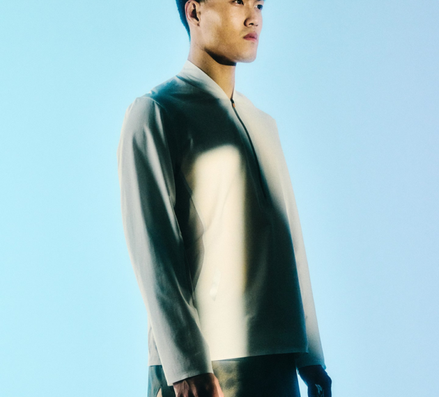 SOAR Running Linen Shell Top
