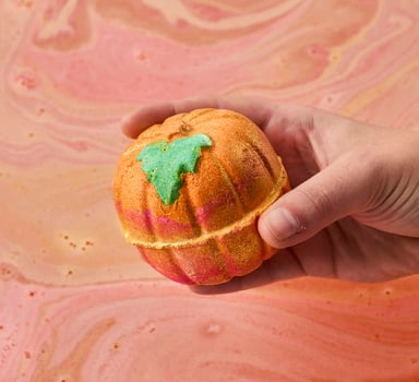 Lush Sparkly Pumpkin Bath Bomb